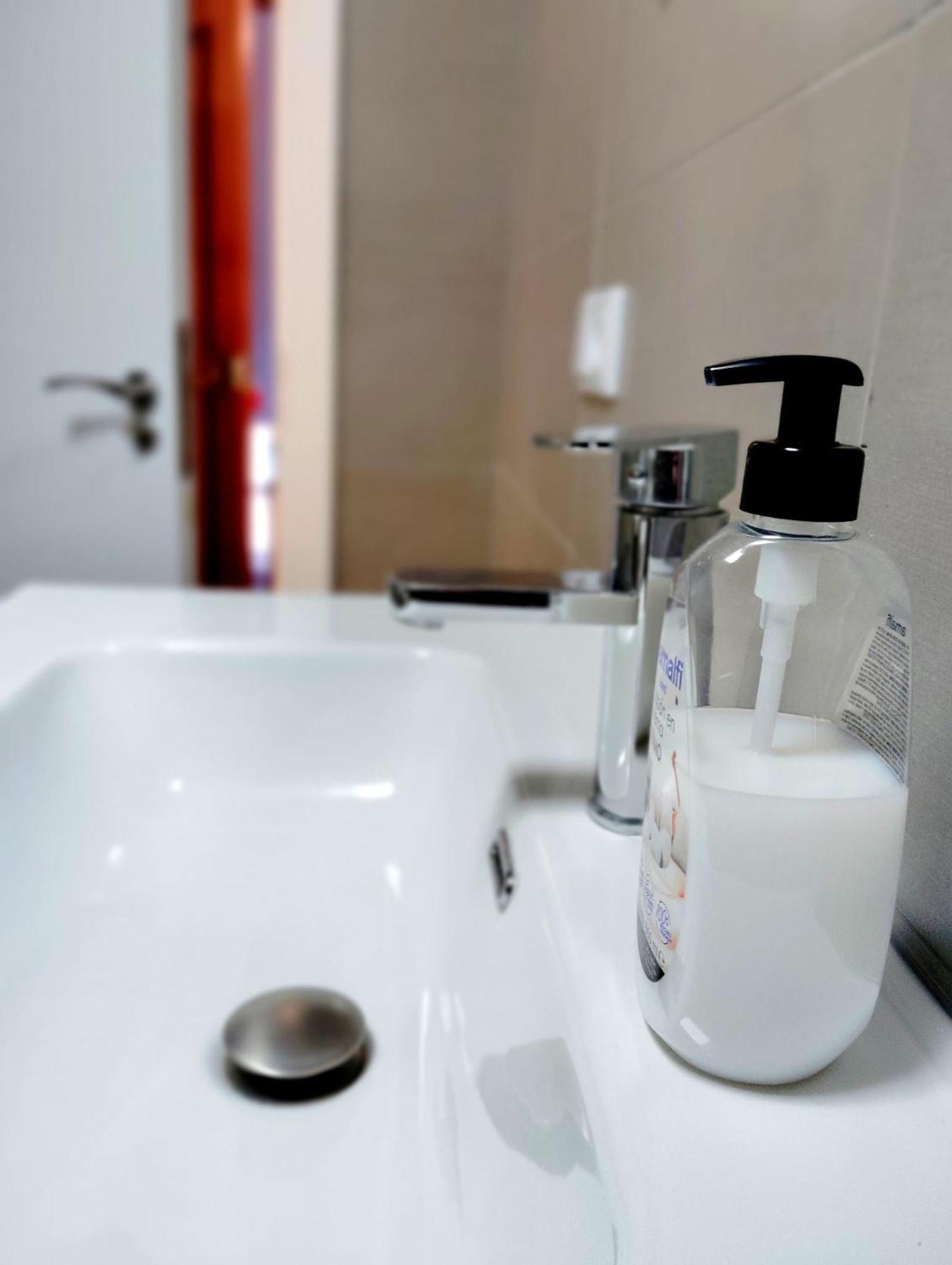 Piso Compartido Cerca Corteingles Jaén Exteriör bild